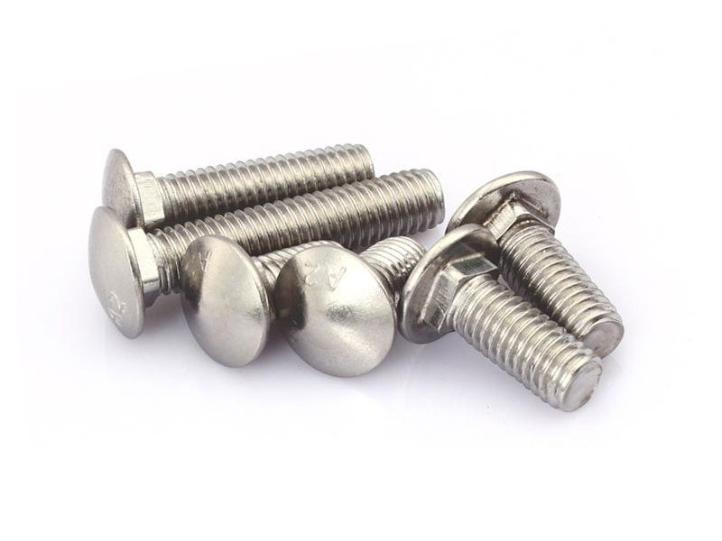 Carriage bolt